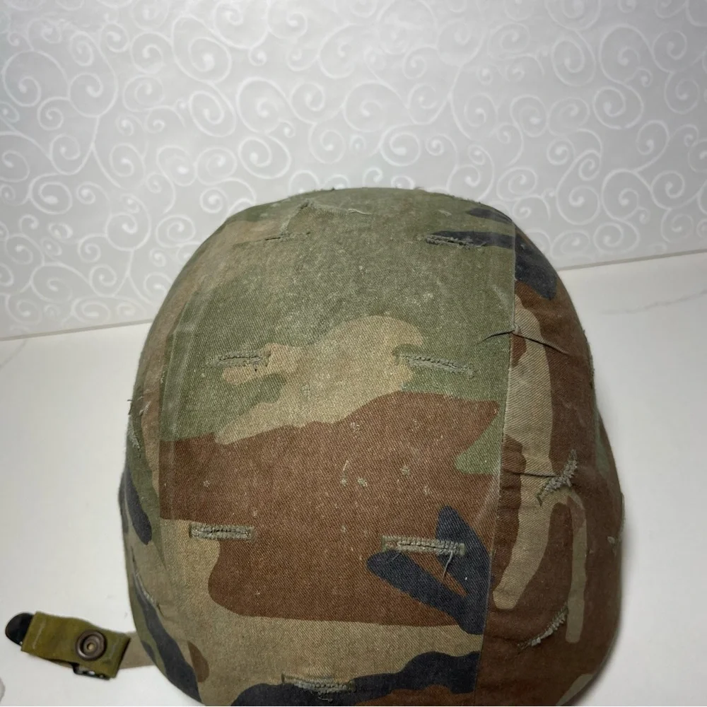 US Army PASGT Unicor Helmet M-9  DLA100-85-F-EC86 W/Camo Cover 8470-01-092-7527